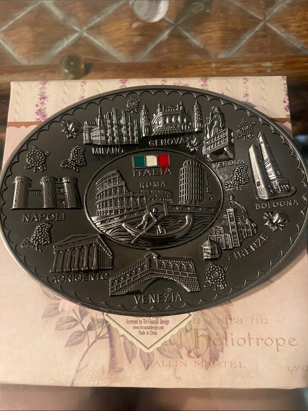 Italia Decorative Wall Plaque - Gray Souvenir Accent